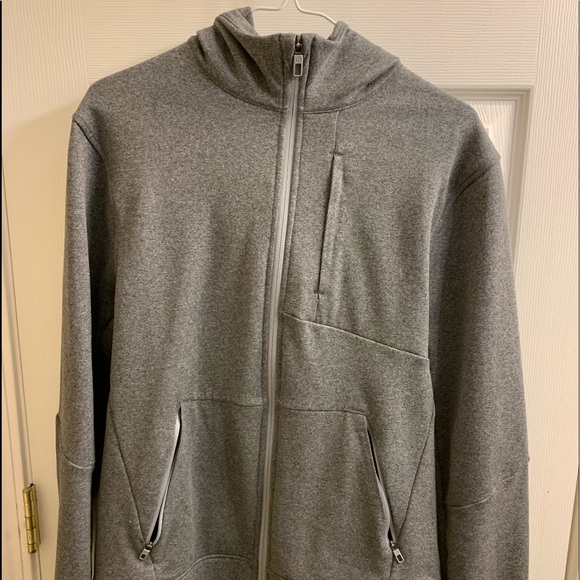 Lululemon Zip up hoodie & pullover size Small men - Picture 4 of 6